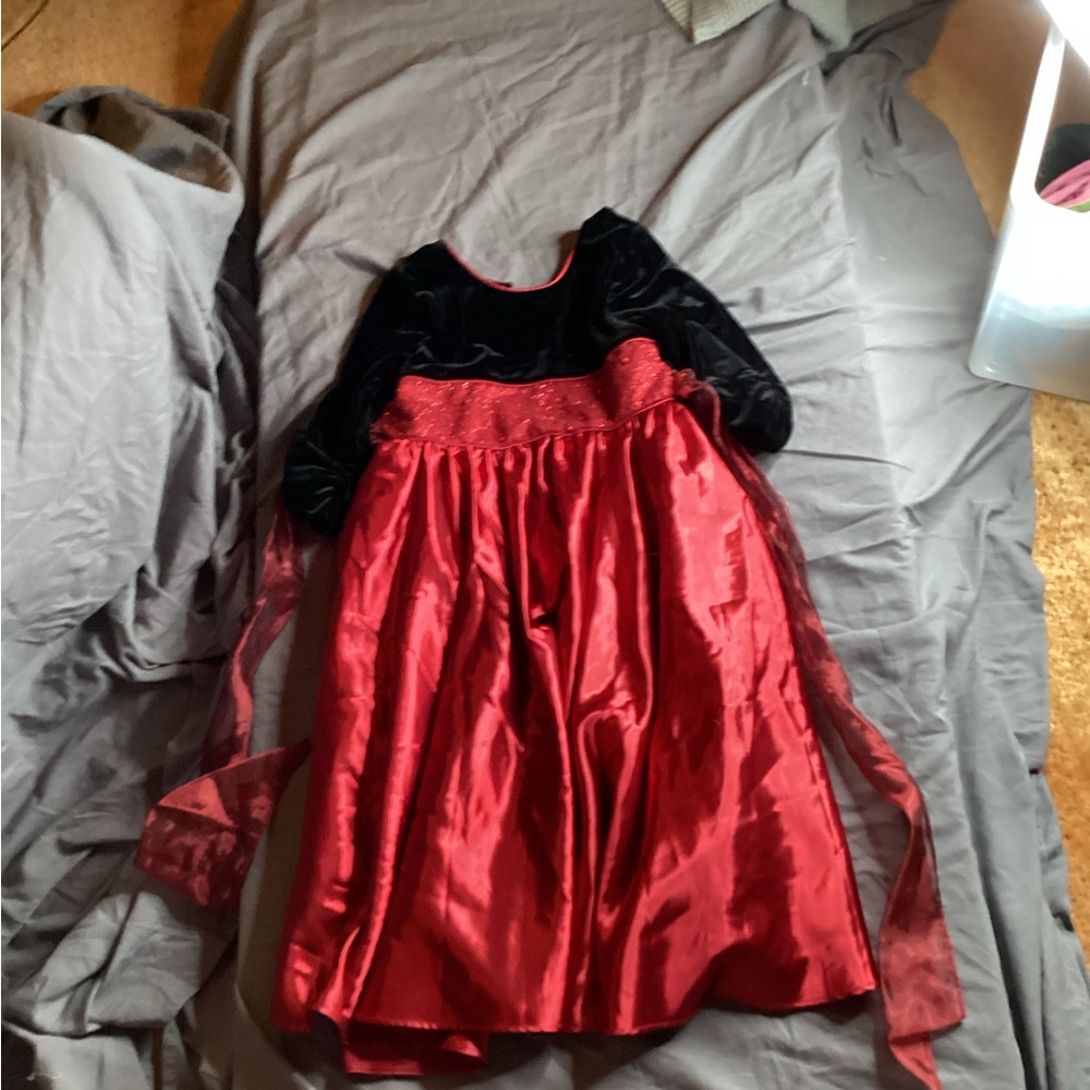 Elegant Red and Black Kids Costume/ Christmas Dress up Dress